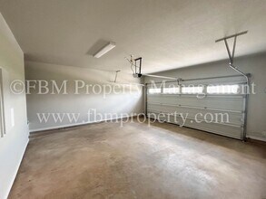 2069 Layla Dr in Waxahachie, TX - Building Photo - Building Photo