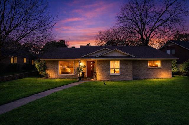 property at 1623 Hanging Cliff Dr