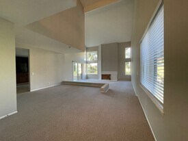 26551 Lucinda in Mission Viejo, CA - Building Photo