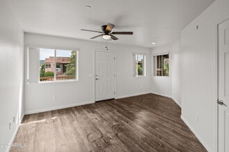 1413 Kestrel Cir in Sedona, AZ - Foto de edificio - Building Photo