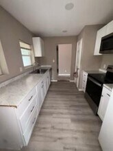 5821 Black Oak Ln in River Oaks, TX - Building Photo - Building Photo