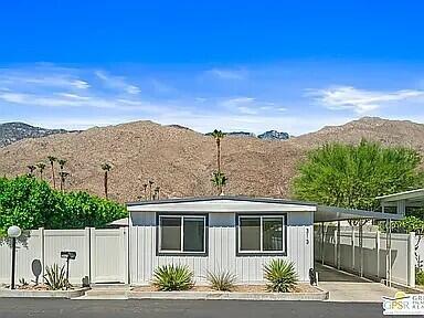 313 Kona Ln in Palm Springs, CA - Building Photo - Building Photo