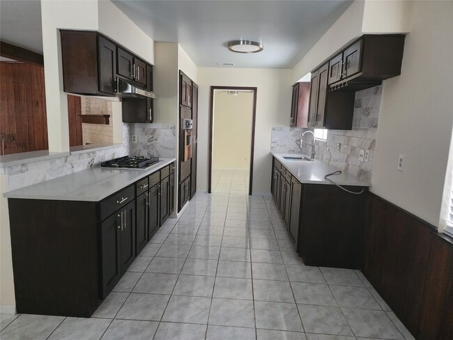 9110 Grape St in Houston, TX - Building Photo - Building Photo