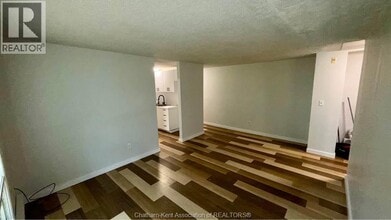 89 Sheldon Ave in Chatham, ON - Building Photo - Building Photo