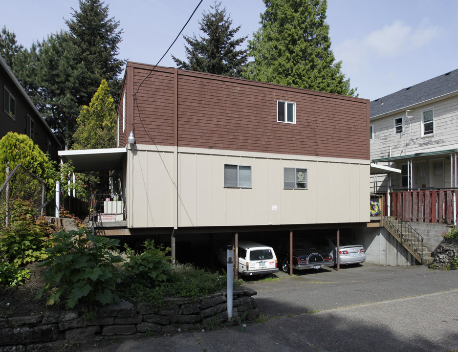 117 SE 30th Pl in Portland, OR - Foto de edificio