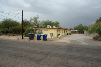 3349 E Fairmount St in Tucson, AZ - Building Photo - Building Photo