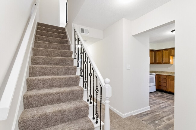 Partridge Meadows Apartments in Louisville, KY - Foto de edificio - Building Photo