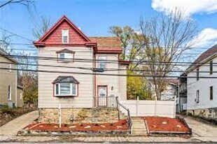 591 E Maiden St in Washington, PA - Building Photo