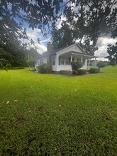 6685 U.S. Hwy 17 S in New Bern, NC - Building Photo - Building Photo