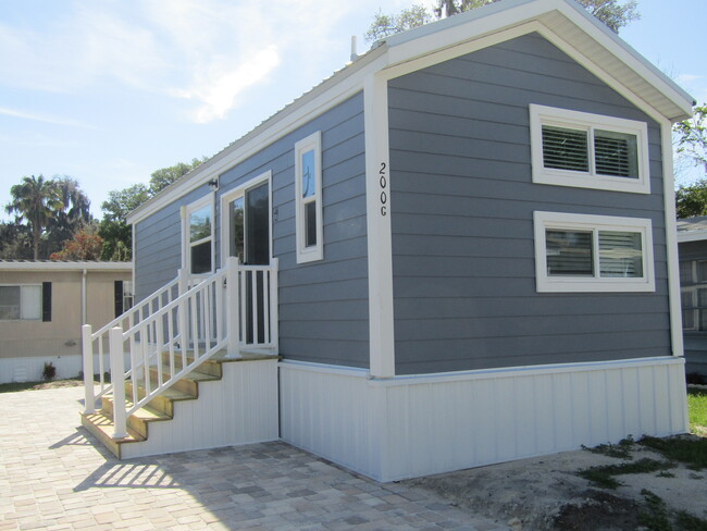 200G Oak Harbor Camp in Haines City, FL - Foto de edificio - Building Photo