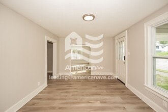 372 Stanley Rd in Akron, OH - Building Photo - Building Photo