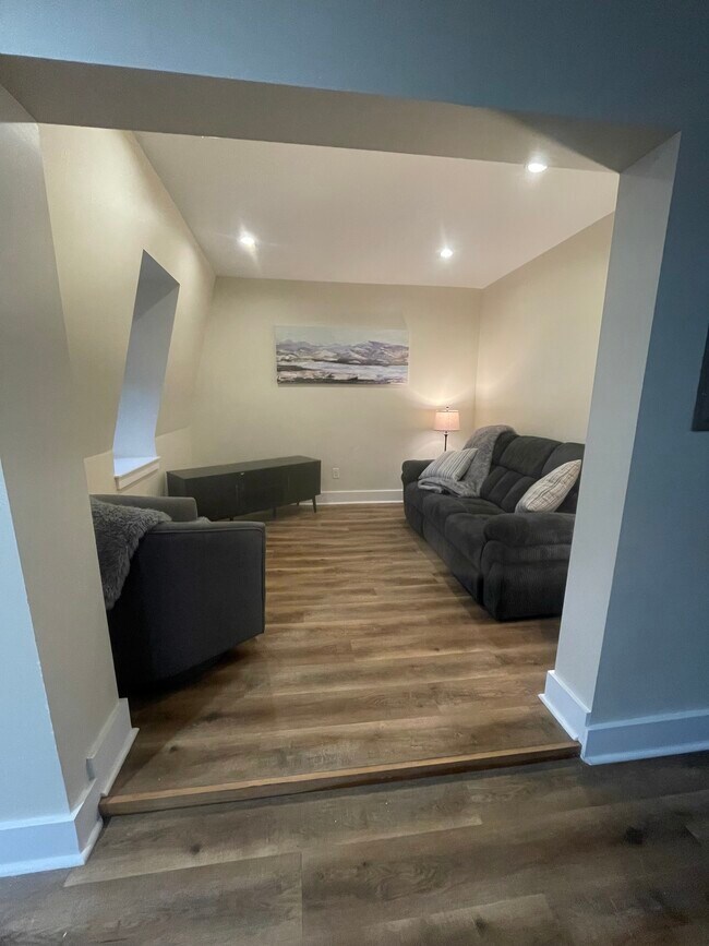 151 E Allen St, Unit D in Winooski, VT - Building Photo - Building Photo