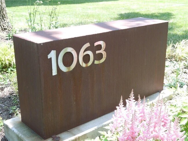 1063 East Ave in Rochester, NY - Building Photo - Building Photo