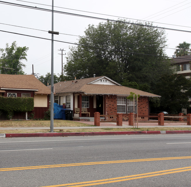 6513 Woodley Ave in Van Nuys, CA - Building Photo - Building Photo