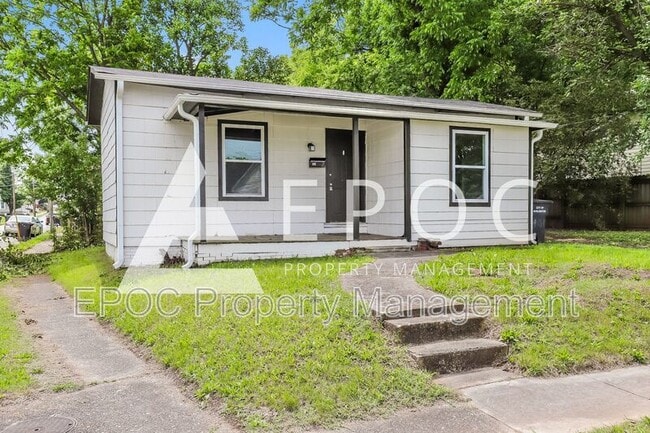 402 S Flanner St in Burlington, NC - Foto de edificio - Building Photo