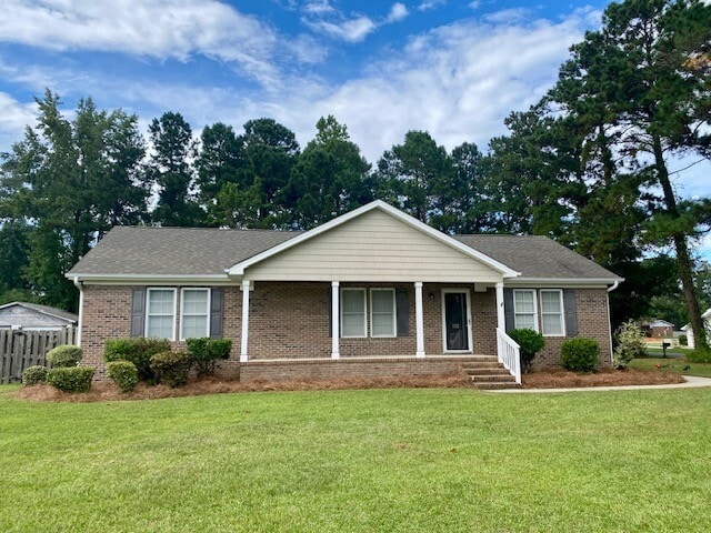 112 Northbrook Dr in Wilmington, NC - Building Photo