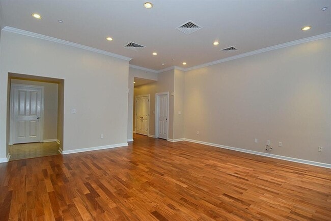 914 Main St in Houston, TX - Building Photo - Building Photo
