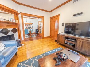 12 St Paul St in Cambridge, MA - Foto de edificio - Building Photo