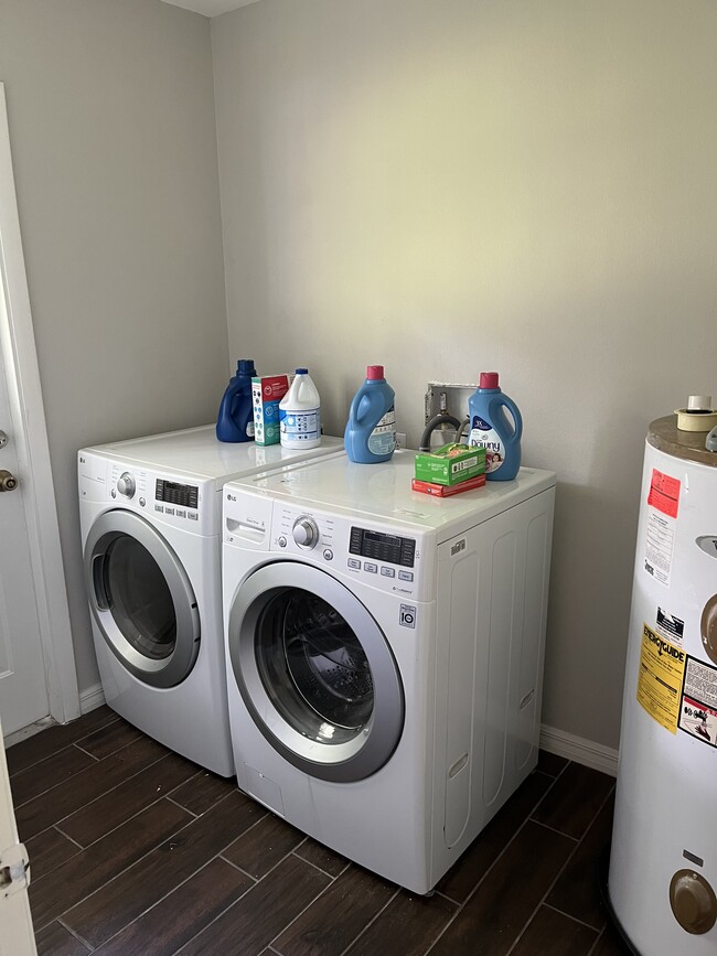 property at 2224 Magnolia Ave