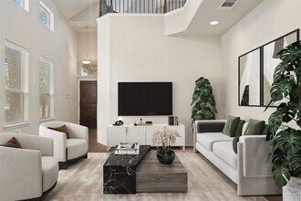7709 Menchaca Rd in Austin, TX - Building Photo - Building Photo