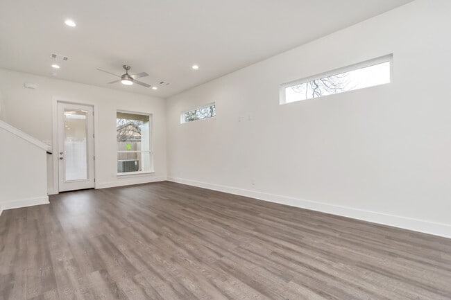 221 Cockerel St in Houston, TX - Building Photo - Building Photo