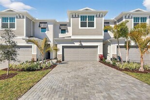 3595 NW Solange Ct in Jensen Beach, FL - Building Photo