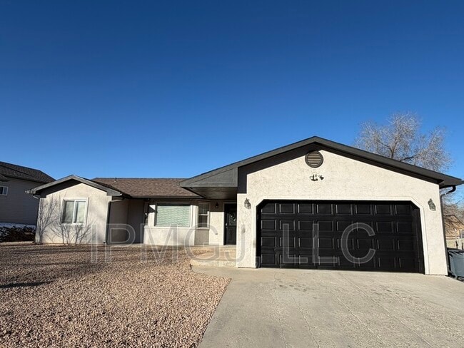 property at 377 S Redlands Rd