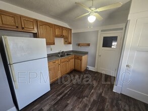 1001 1/2 Randolph St in Waterloo, IA - Building Photo - Building Photo