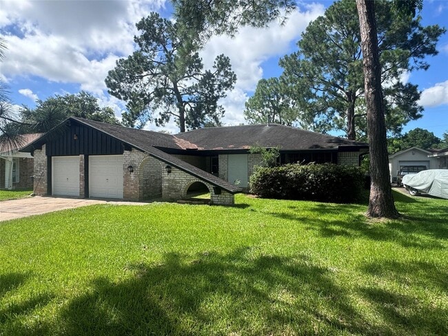 property at 7910 Jonquil Dr