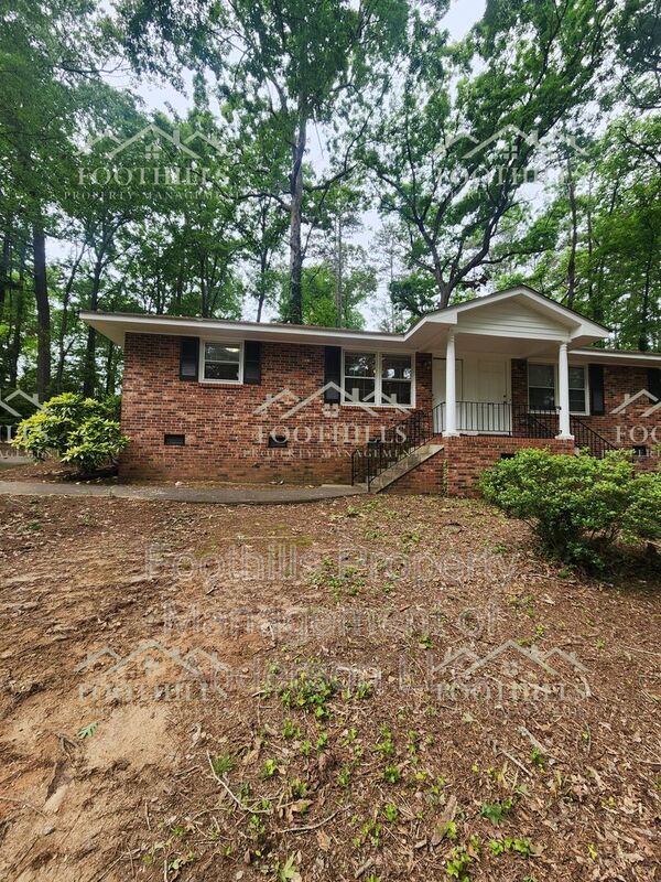 property at 413 Spring Park Dr