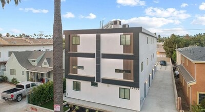 14759 Friar St in Los Angeles, CA - Building Photo - Building Photo