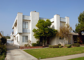 15823 S Harvard Blvd Apartments