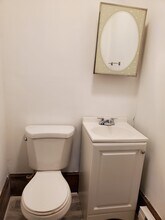 918 W Marshall St, Unit 1 in Norristown, PA - Building Photo - Building Photo