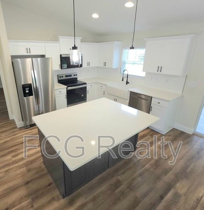 6551 Hemlock Rd in Ocala, FL - Building Photo - Building Photo