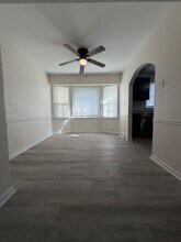 4015 Woodleaf Rd in Charlotte, NC - Building Photo - Building Photo