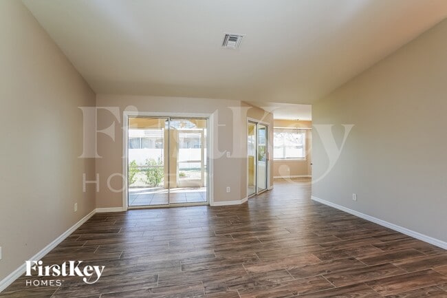 1821 NW 23rd Ave in Cape Coral, FL - Building Photo - Building Photo