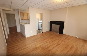 262 S Winebiddle St in Pittsburgh, PA - Building Photo - Interior Photo