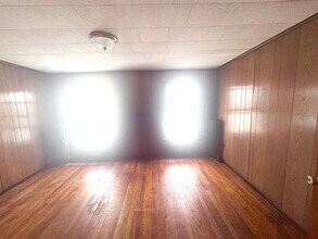 134 Boyd Ave in Jersey City, NJ - Building Photo - Building Photo