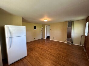 400 S Pershing St, Unit B in Salem, MO - Building Photo - Building Photo