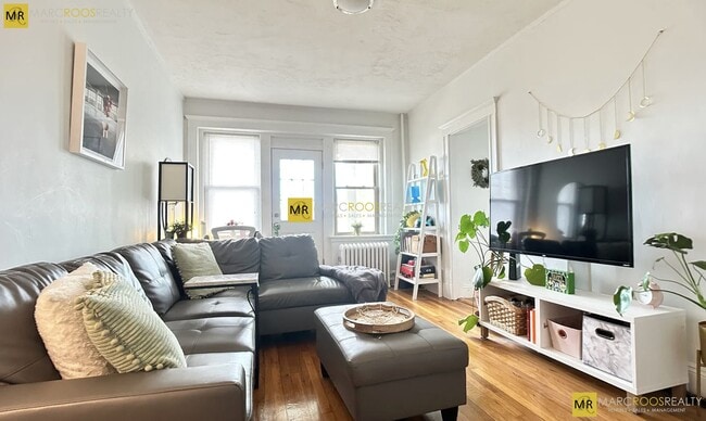 245 Kelton St, Unit 9 in Boston, MA - Building Photo - Building Photo