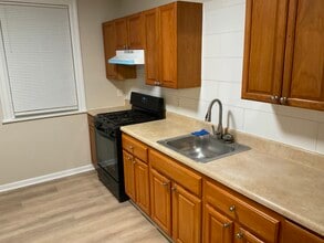 1542 S 55th St in Philadelphia, PA - Building Photo - Building Photo