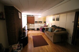 258 Chestnut Hill Ave, Unit B in Boston, MA - Building Photo - Building Photo