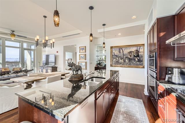 5455 Landmark Pl in Greenwood Village, CO - Building Photo - Building Photo