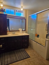 15522 Ashley Ave in Westminster, CA - Foto de edificio - Building Photo