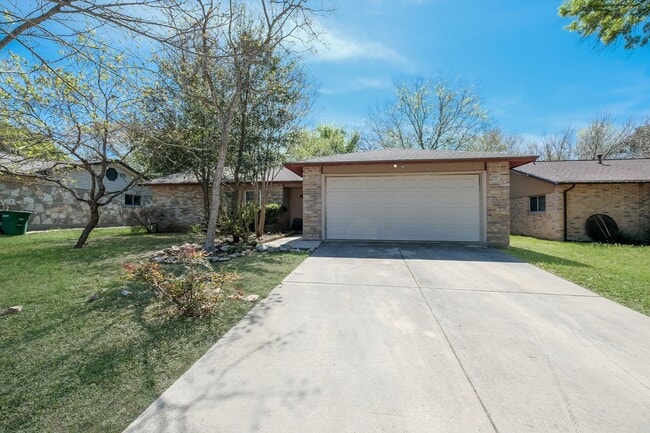 4650 Misty Run Dr in San Antonio, TX - Building Photo - Building Photo