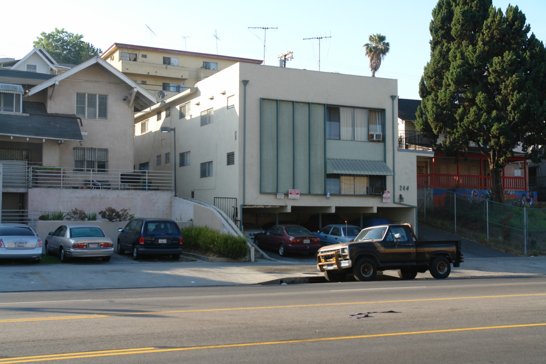 244 S Rampart Blvd in Los Angeles, CA - Building Photo