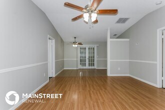 5315 Hickory Dr in Fort Pierce, FL - Foto de edificio - Building Photo