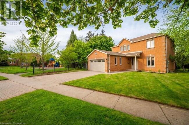 77 Birchway Pl in Acton, ON - Building Photo - Building Photo