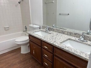 1022 Misty Way in Garland, TX - Building Photo - Building Photo