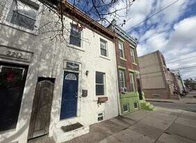 2214 Memphis St in Philadelphia, PA - Building Photo